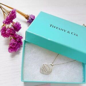 SOLD - Tiffany & Co. Return To Tiffany Necklace w/Heart Tag Pendant